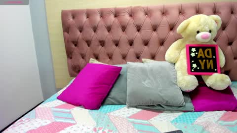 Snapshot of daniibelluci chatting on 17, 1, 2025 DaniiBelluci online show from 17, 1, 2025