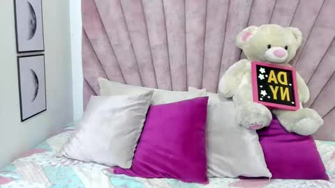 Snapshot of daniibelluci chatting on 15, 11, 2025 DaniiBelluci online show from 15, 11, 2025