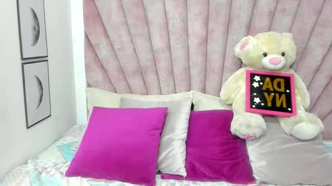 Snapshot of daniibelluci chatting on 25, 11, 2025 DaniiBelluci online show from 25, 11, 2025