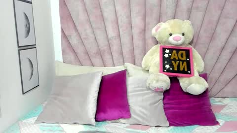 Snapshot of daniibelluci chatting on 30, 11, 2025 DaniiBelluci online show from 30, 11, 2025