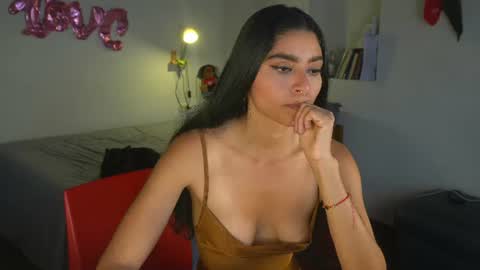 Snapshot of daniisla chatting on 28, 6, 2026 danalle .. online show from 28, 6, 2026
