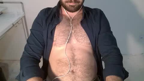 Dani Oli online show from 4, 12, 2025