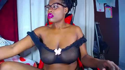 danisabrownn online show from 21, 11, 2025