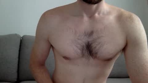 Snapshot of danishguysdicks chatting on 19, 9, 2025 Buzzy online show from 19, 9, 2025