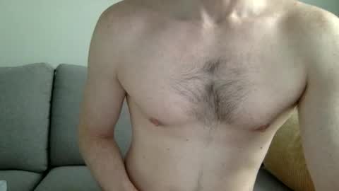 Snapshot of danishguysdicks chatting on 30, 5, 2026 Buzzy online show from 30, 5, 2026