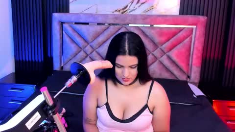 Dani whatson online show from 28, 9, 2025