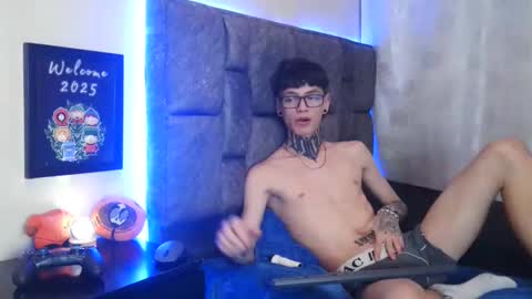 Snapshot of dann_brown chatting on 3, 1, 2025 Dann Brown online show from 3, 1, 2025