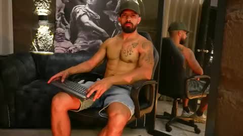 Snapshot of dann_saenz chatting on 11, 1, 2026 Dann saenz online show from 11, 1, 2026