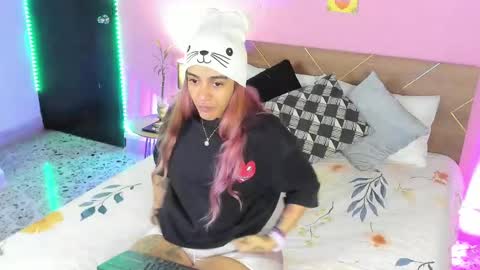 Snapshot of danna__castle chatting on 10, 2, 2025 Dannacastle online show from 10, 2, 2025