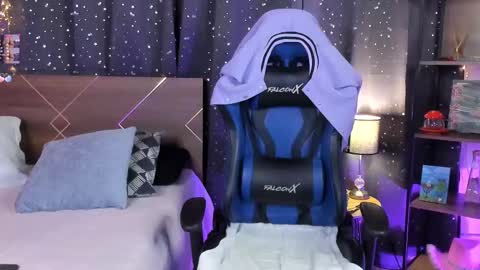 Snapshot of danna__castle chatting on 22, 2, 2025 Dannacastle online show from 22, 2, 2025