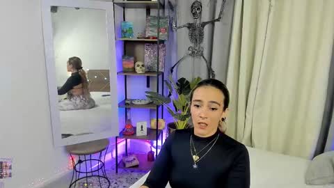 Snapshot of danna__castle chatting on 4, 10, 2025 Dannacastle online show from 4, 10, 2025