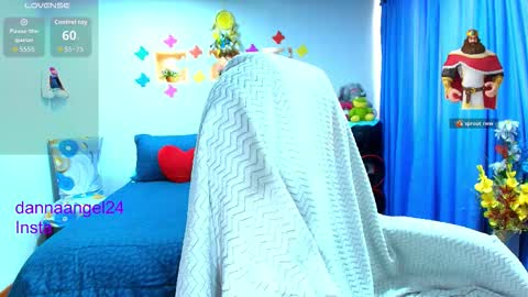 Danna online show from 27, 3, 2026