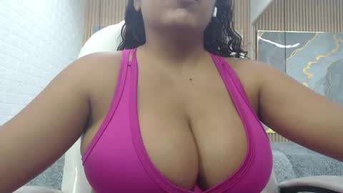 danna online show from 22, 9, 2025