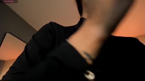 Danna Cruz  online show from 16, 1, 2026