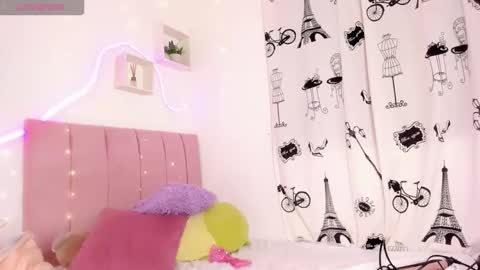 dannagabriella online show from 7, 5, 2026