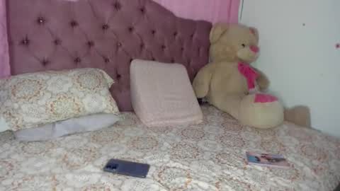 Danna Sofia jeins online show from 17, 2, 2026