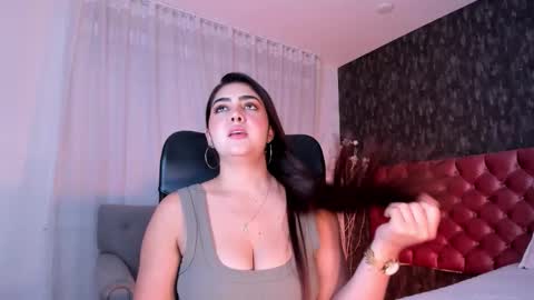 Danna online show from 10, 11, 2025