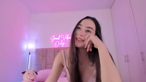 danna  online show from 30, 1, 2025