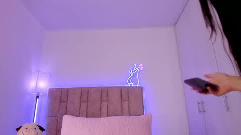 danna  online show from 16, 2, 2025