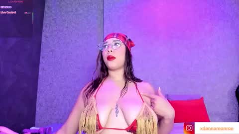 Snapshot of danniamonroee chatting on 28, 11, 2025 Danna Monroe online show from 28, 11, 2025