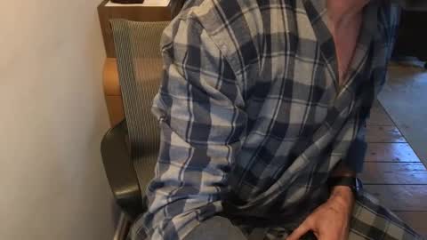 Snapshot of dannybuoy2 chatting on 25, 1, 2025 dannybuoy2 online show from 25, 1, 2025