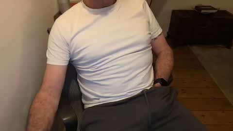 Snapshot of dannybuoy2 chatting on 22, 2, 2025 dannybuoy2 online show from 22, 2, 2025