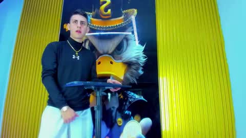 dante_brown1 online show from 14, 12, 2025