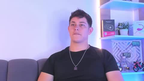 Snapshot of dante_seductor chatting on 4, 2, 2026 Dante online show from 4, 2, 2026