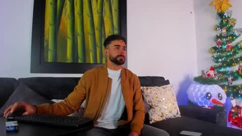 Snapshot of dante_sstrong chatting on 18, 12, 2025 Dante Sstrong online show from 18, 12, 2025