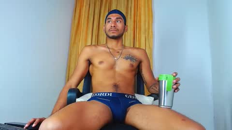 Snapshot of dantesantoro chatting on 22, 9, 2025 Dante Santoro online show from 22, 9, 2025