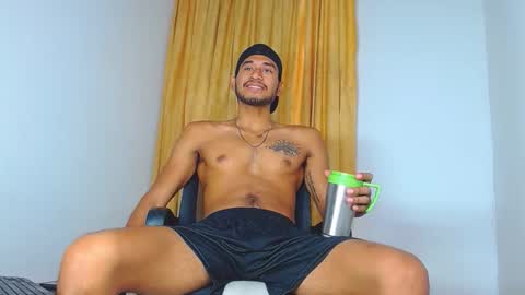 Snapshot of dantesantoro chatting on 29, 9, 2025 Dante Santoro online show from 29, 9, 2025