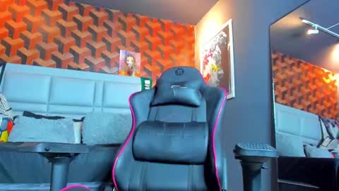 Dany online show from 8, 3, 2025