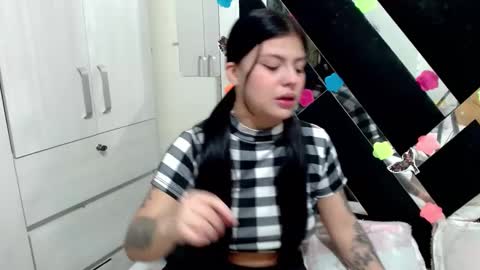 daphne877046 online show from 3, 10, 2025