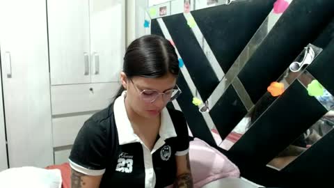 daphne877046 online show from 1, 7, 2026