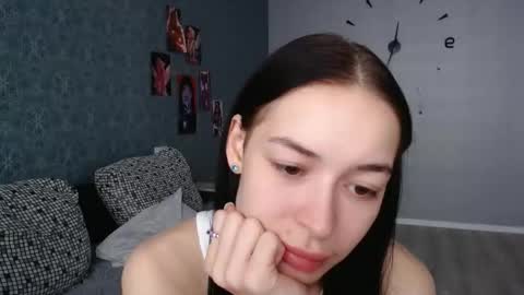 Daphne Darkthorn online show from 5, 11, 2025