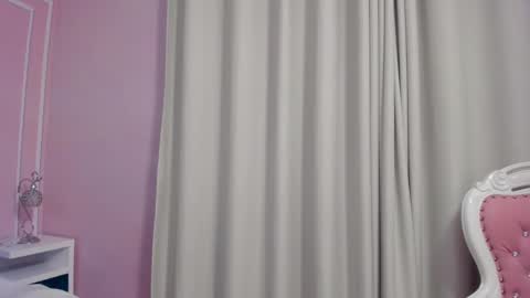 Snapshot of daphne_fox_ chatting on 31, 1, 2025 Daphne  online show from 31, 1, 2025