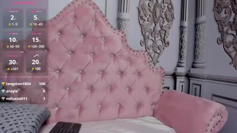 Snapshot of daphne_fox_ chatting on 10, 2, 2025 Daphne  online show from 10, 2, 2025