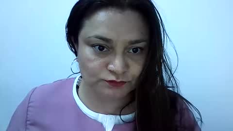 Snapshot of dapnne24 chatting on 11, 11, 2025 dapnne online show from 11, 11, 2025