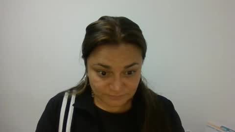 Snapshot of dapnne24 chatting on 14, 11, 2025 dapnne online show from 14, 11, 2025