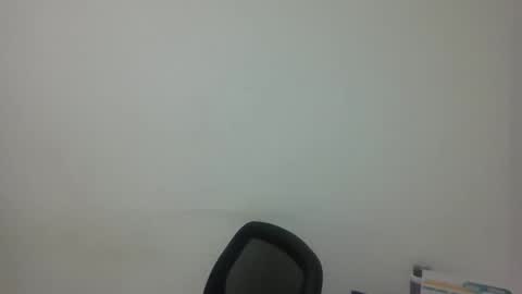 Snapshot of dapnne24 chatting on 16, 12, 2025 dapnne online show from 16, 12, 2025