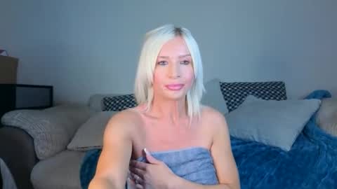 Snapshot of darcydixx chatting on 19, 5, 2026 DarcyDixx If you have requests or dirty talk please use tip online show from 19, 5, 2026
