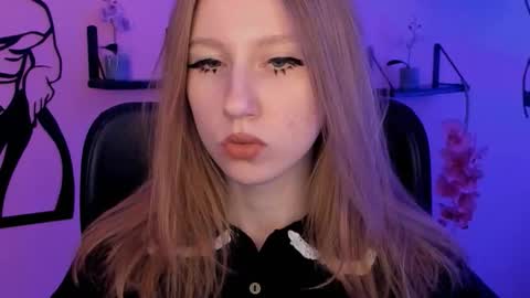 Daria Tate online show from 14, 9, 2025