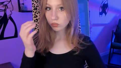 Daria Tate online show from 17, 9, 2025