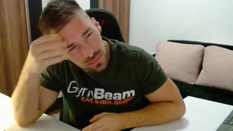 darius_94 online show from 5, 10, 2025