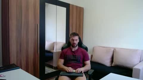 darius_94 online show from 10, 3, 2026