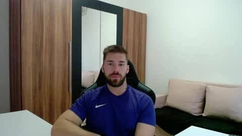 darius_94 online show from 4, 6, 2026