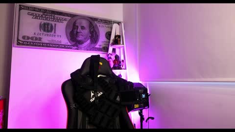 Darius Phoenix  online show from 5, 2, 2025