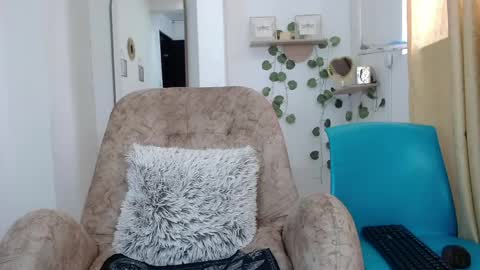 dark_dreams0 online show from 27, 5, 2026