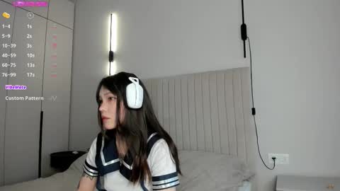 Ester online show from 25, 2, 2026