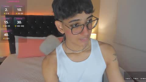 Snapshot of dark_hairy_ chatting on 18, 1, 2025 Andrew online show from 18, 1, 2025